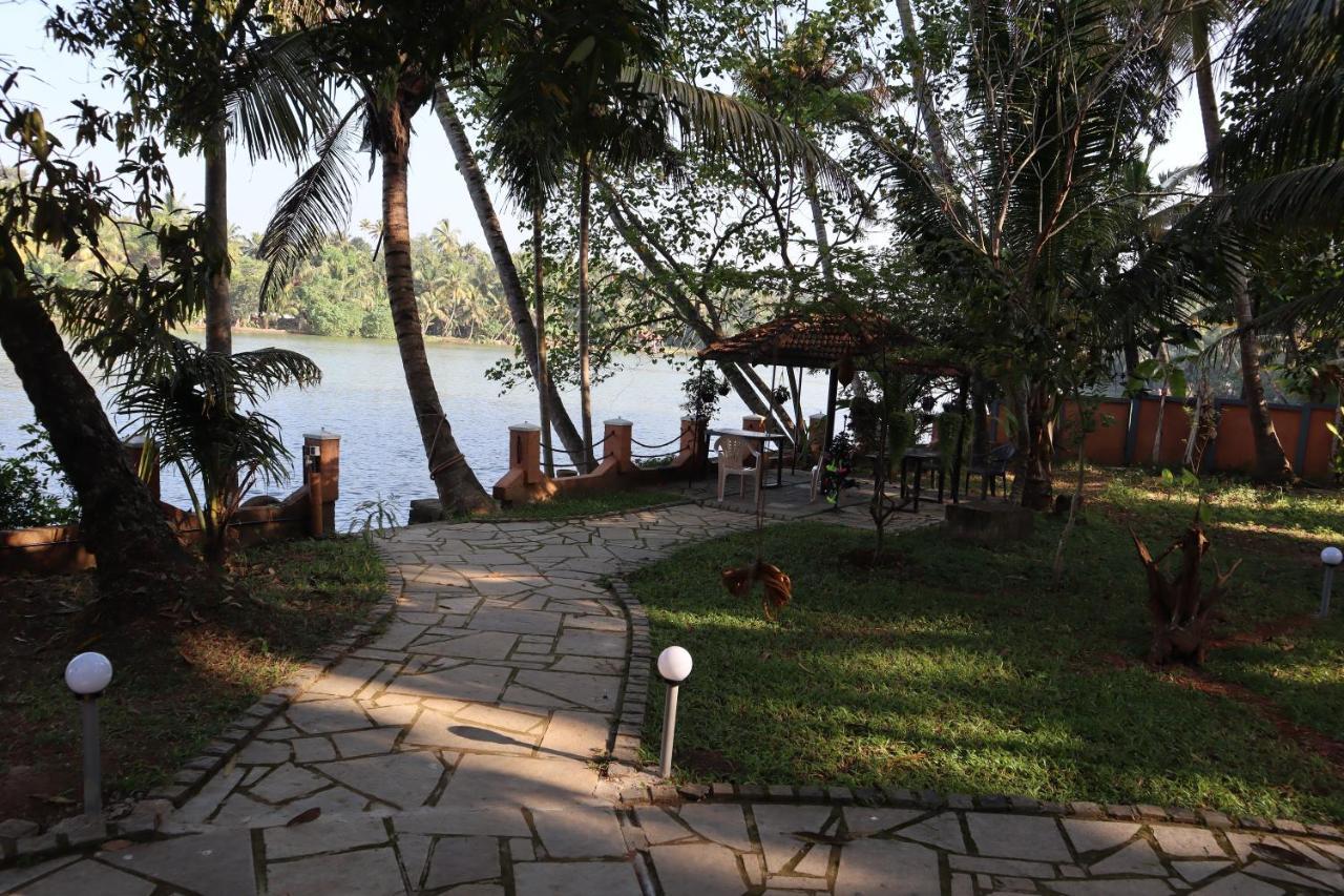 Greenchromide Homestays Mundrothuruth Esterno foto