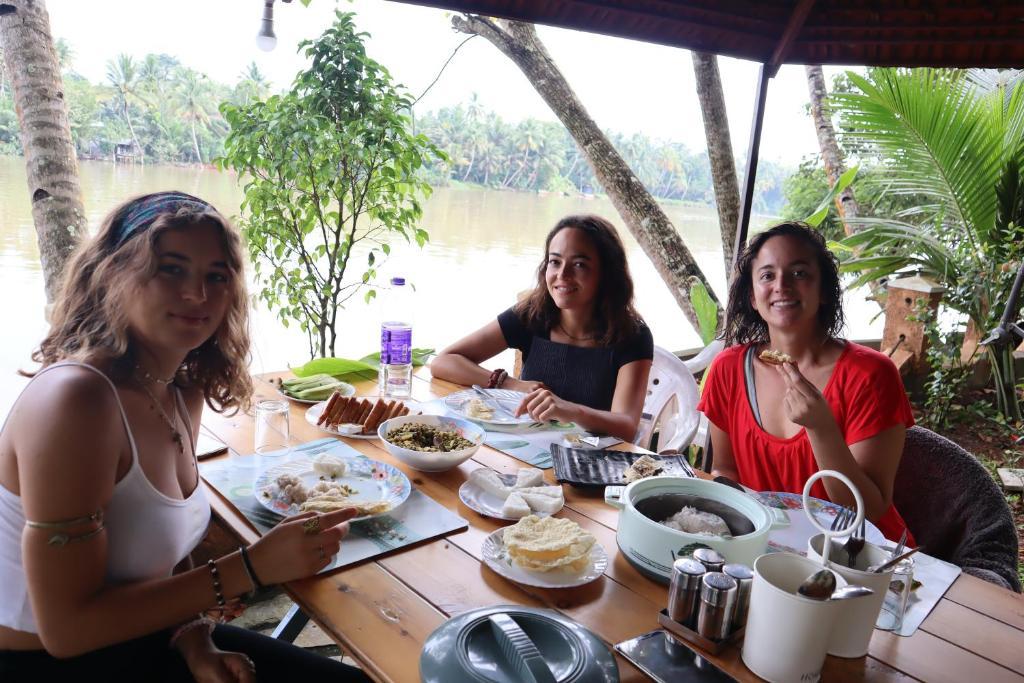 Greenchromide Homestays Mundrothuruth Esterno foto