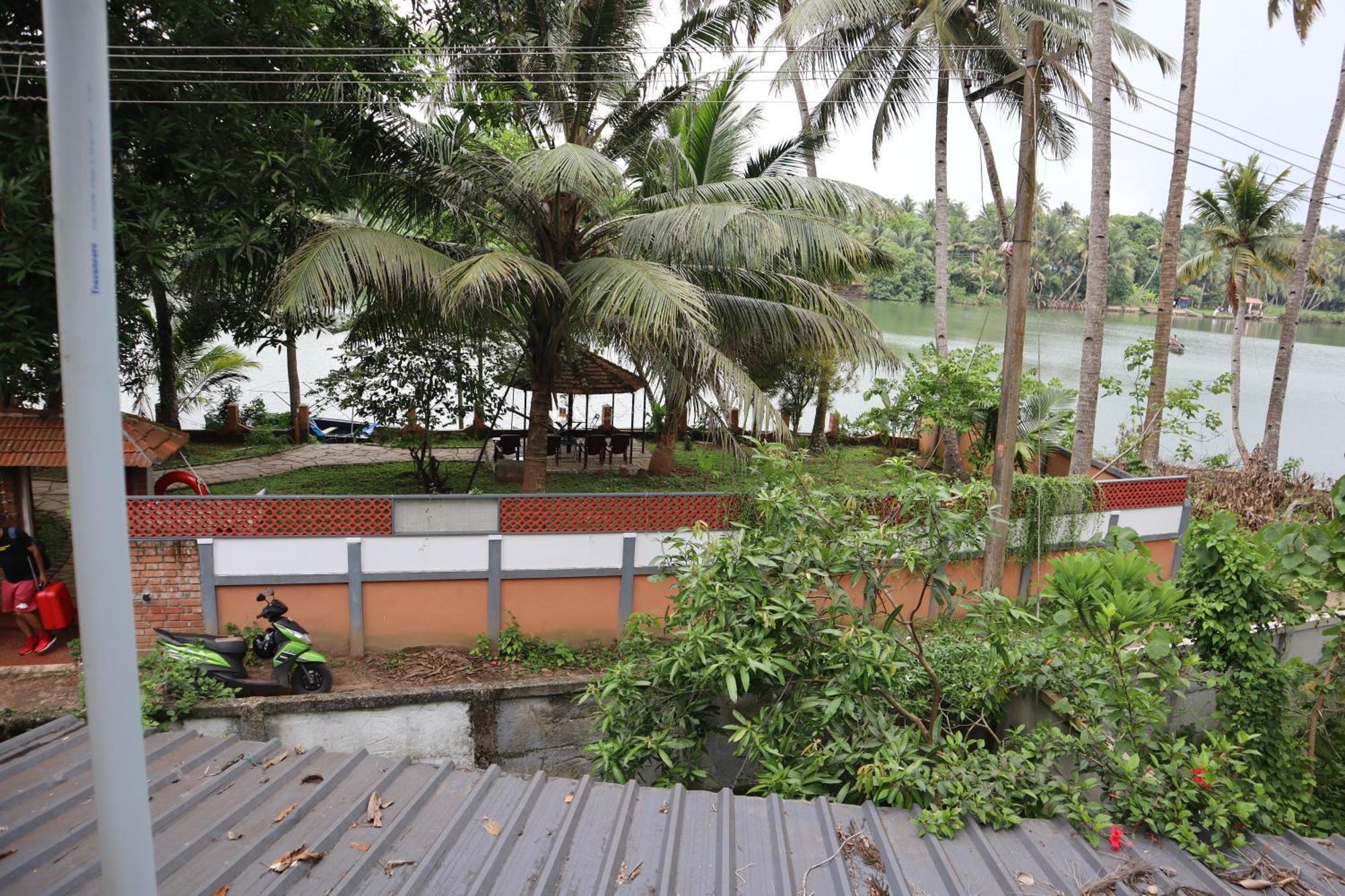 Greenchromide Homestays Mundrothuruth Esterno foto